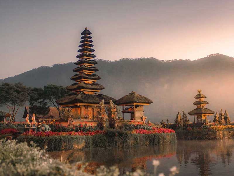 ulun danu temple